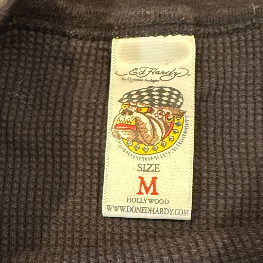 Ed Hardy Black Long Sleeve Tee with Tiger Design - size Medium - Picture 2 of 6